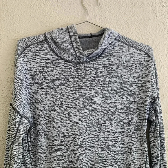 Lululemon Squad Goals Hoodie Size 4 - Picture 4 of 8